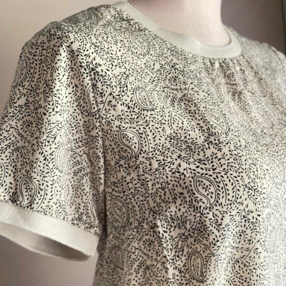 Mod Ref Cap Sleeve Cream/Black Top. Size Small. Great condition. - Picture 2 of 5